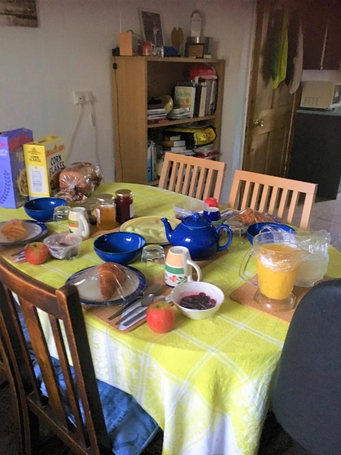 Heddfan Bed & Breakfast Llanboidy Eksteriør bilde