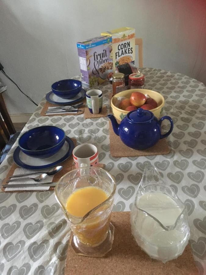 Heddfan Bed & Breakfast Llanboidy Eksteriør bilde